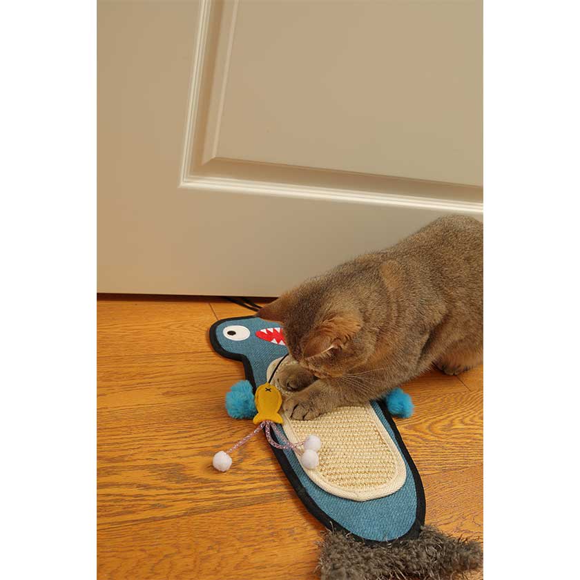 Gigwi Rascador Con Catnip Aligator